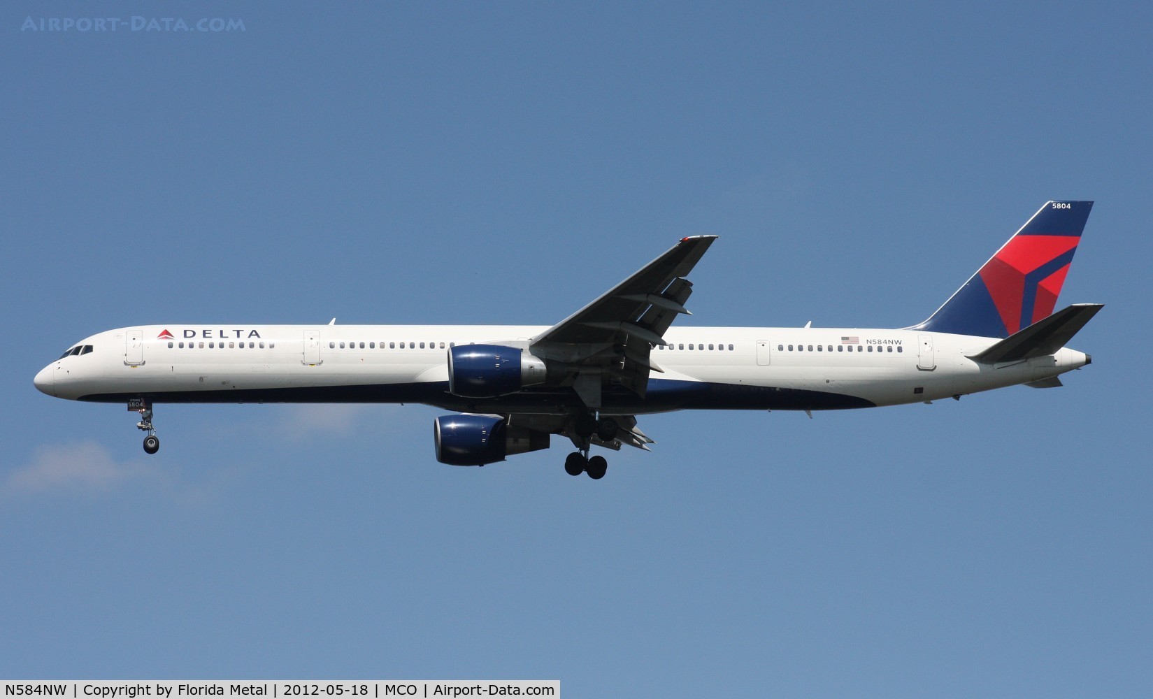 N584NW, 2002 Boeing 757-351 C/N 32984, Delta 757-300