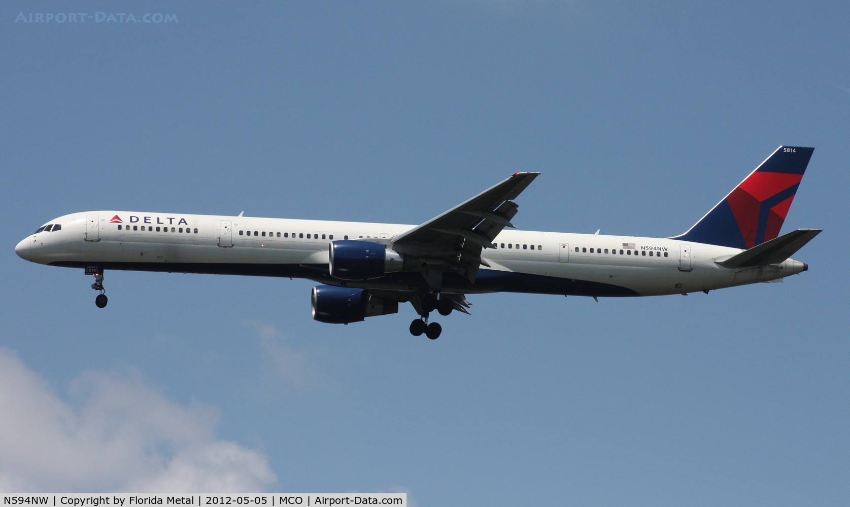 N594NW, 2003 Boeing 757-351 C/N 32994, Delta 757-300
