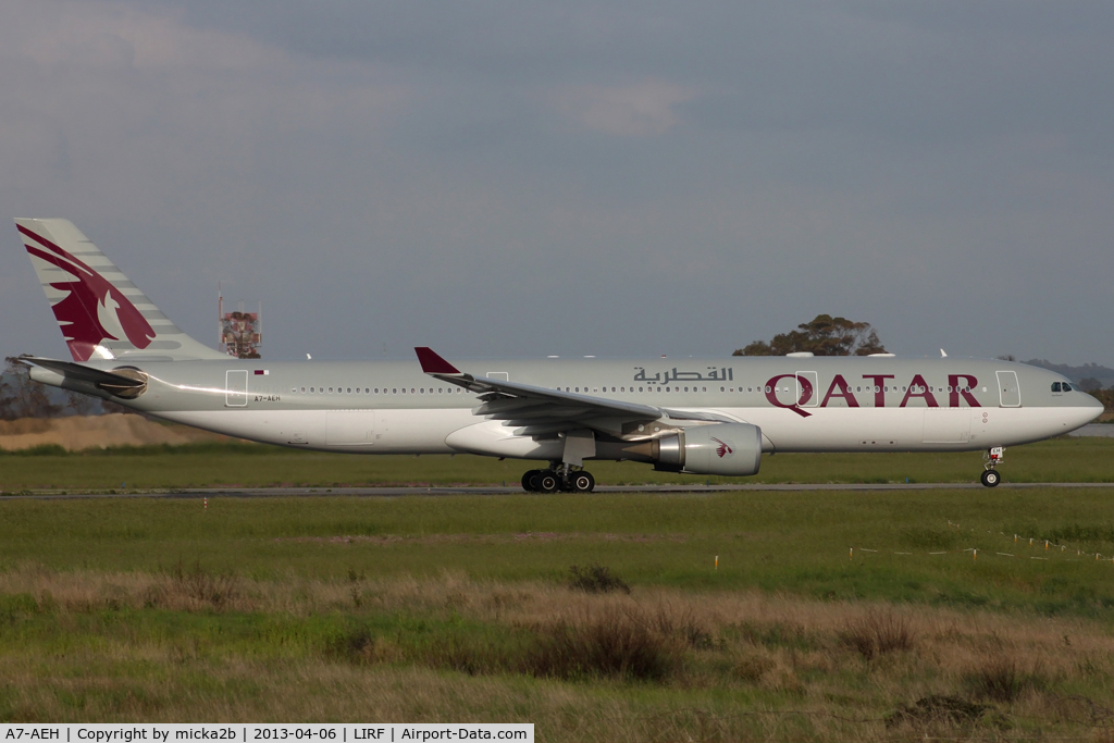 A7-AEH, 2006 Airbus A330-302 C/N 789, Taxiing