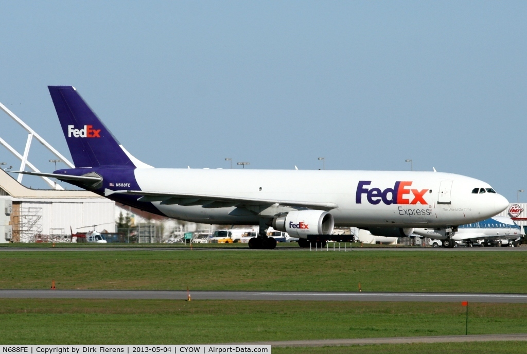 N688FE, 2007 Airbus A300F4-605R C/N 0874, Just arriving and heading for the Fed Ex terminal.