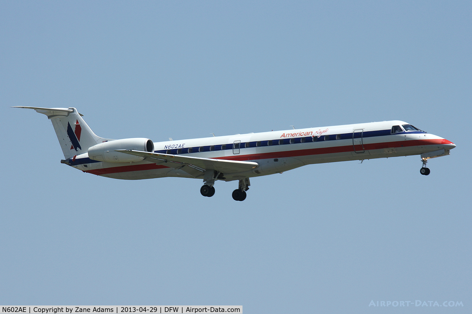 N602AE, 1998 Embraer ERJ-145LR (EMB-145LR) C/N 145048, American Eagle landing at DFW Airport