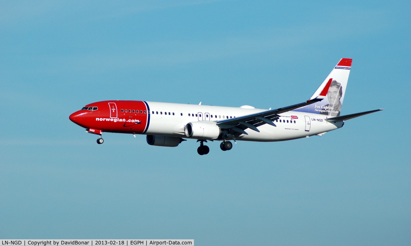 LN-NGD, 2012 Boeing 737-8JP C/N 39049/4161, Arriving from Oslo on a bright Winter morning.