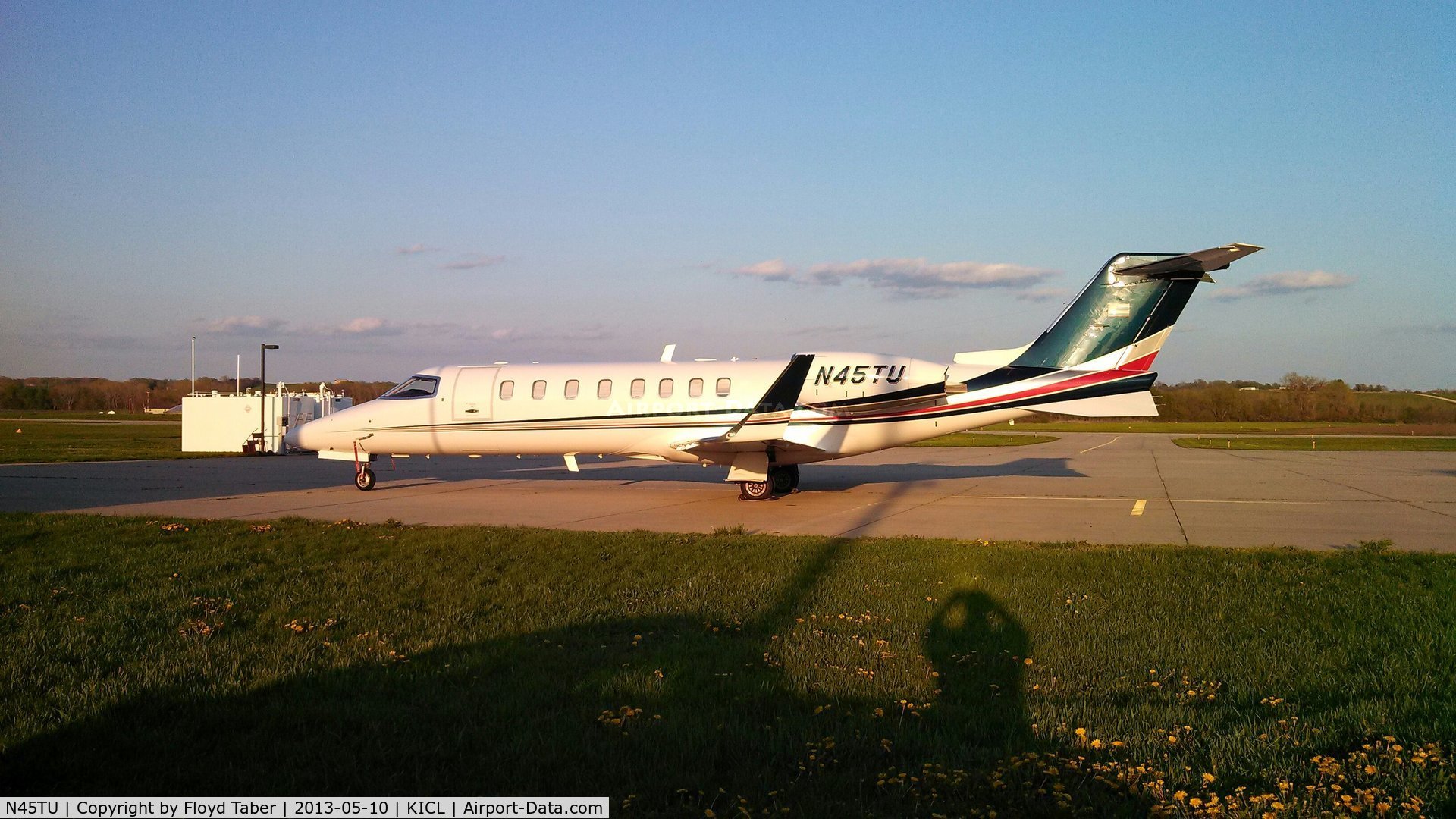 N45TU, 2000 Learjet 45 C/N 120, Business trip to Clarinda Iowa?