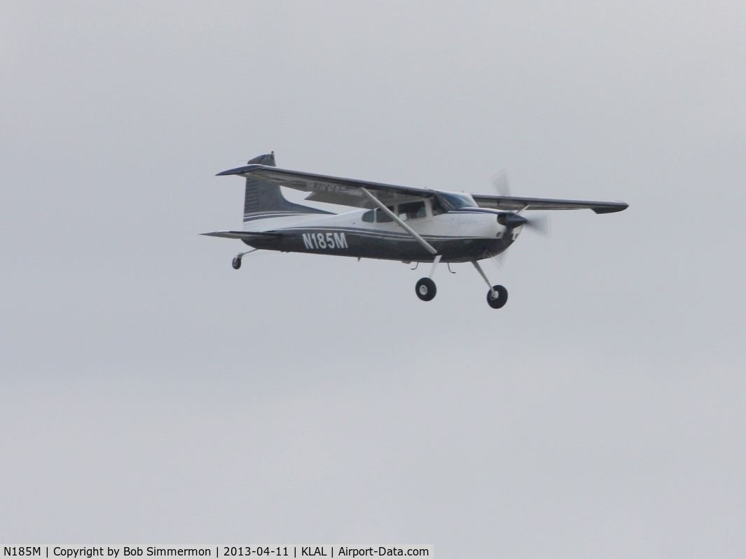 N185M, 1981 Cessna A185F Skywagon 185 C/N 18504264, Arriving at Sun N Fun 2013 - Lakeland, FL