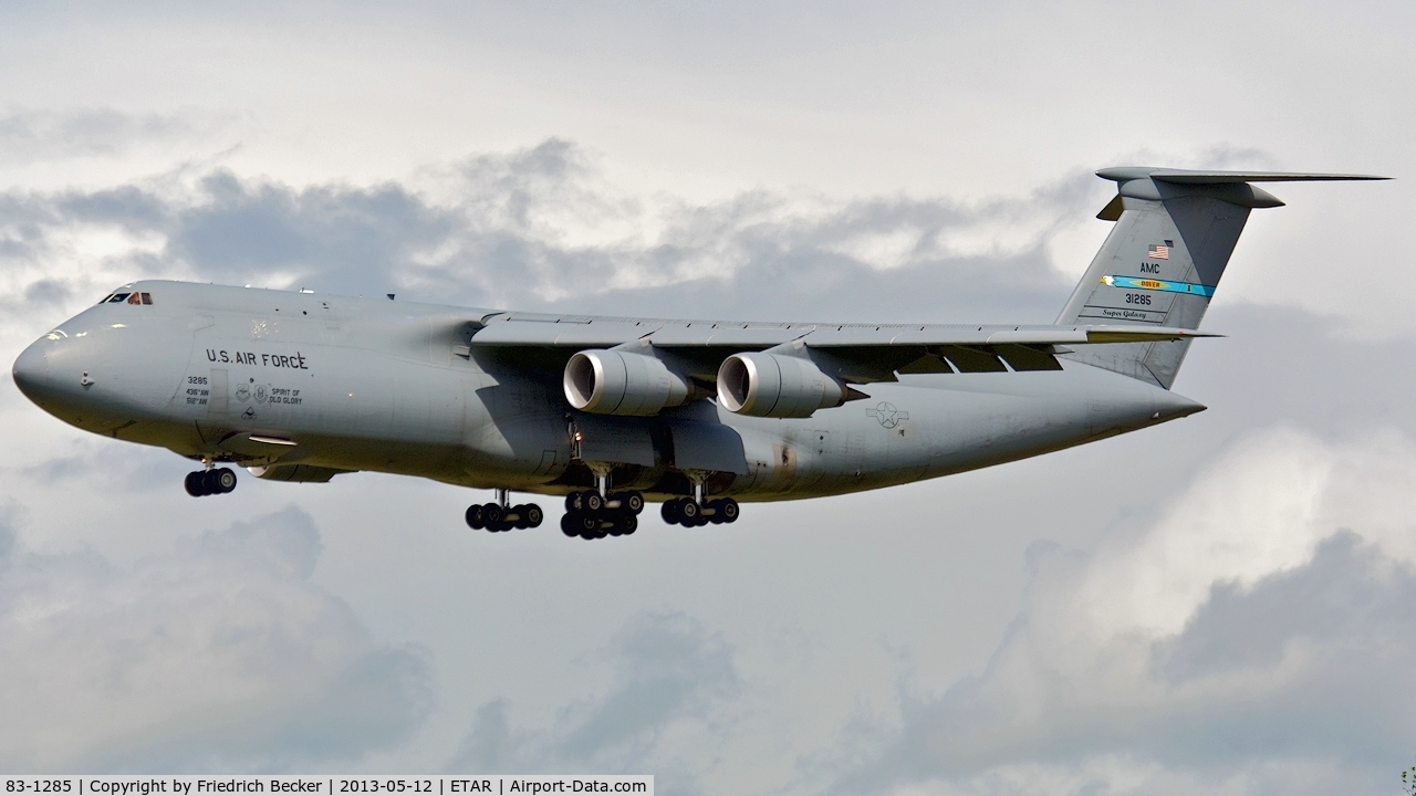 83-1285, 1983 Lockheed C-5M Super Galaxy C/N 500-0082, on final RW26