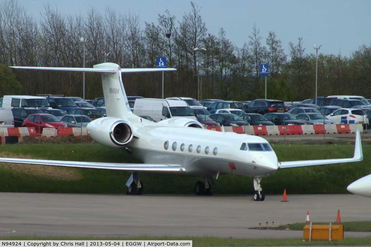 N94924, 2009 Gulfstream Aerospace GV-SP (G550) C/N 5255, Executive Jet Management