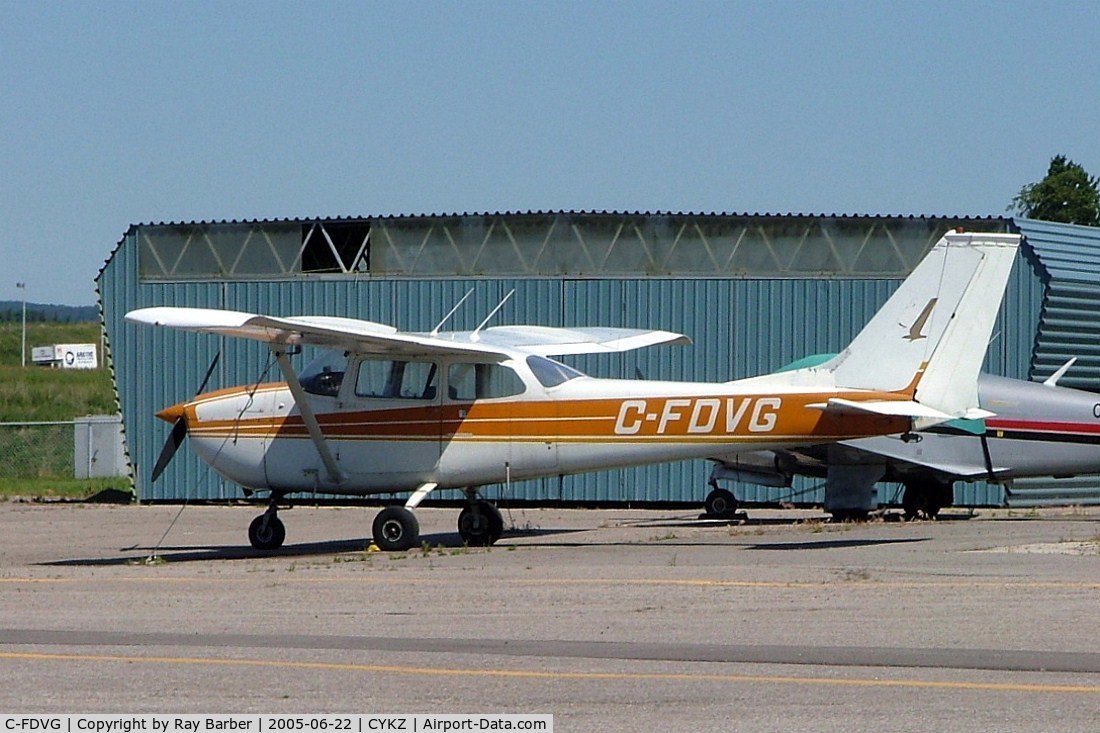 C-FDVG, 1969 Cessna 172K Skyhawk C/N 17257832, Cessna 172K Skyhawk [172-57832] Toronto-Buttonville~C 22/06/2005