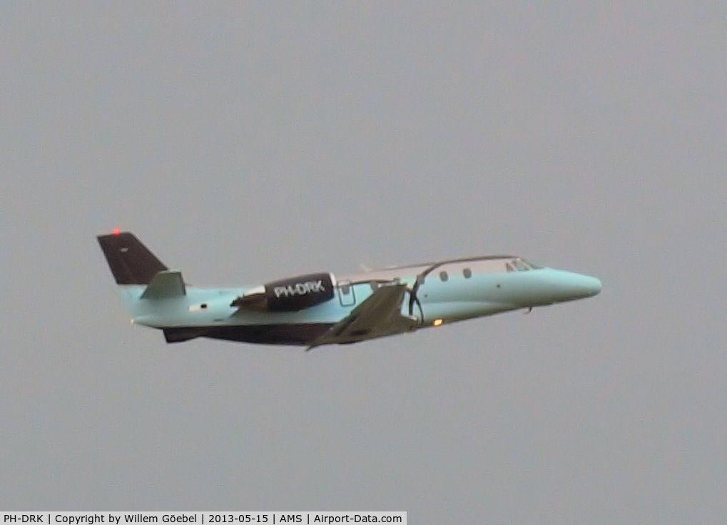 PH-DRK, 2002 Cessna 560XL Citation C/N 560-5258, Take off from runway 22 of Schiphol Airport