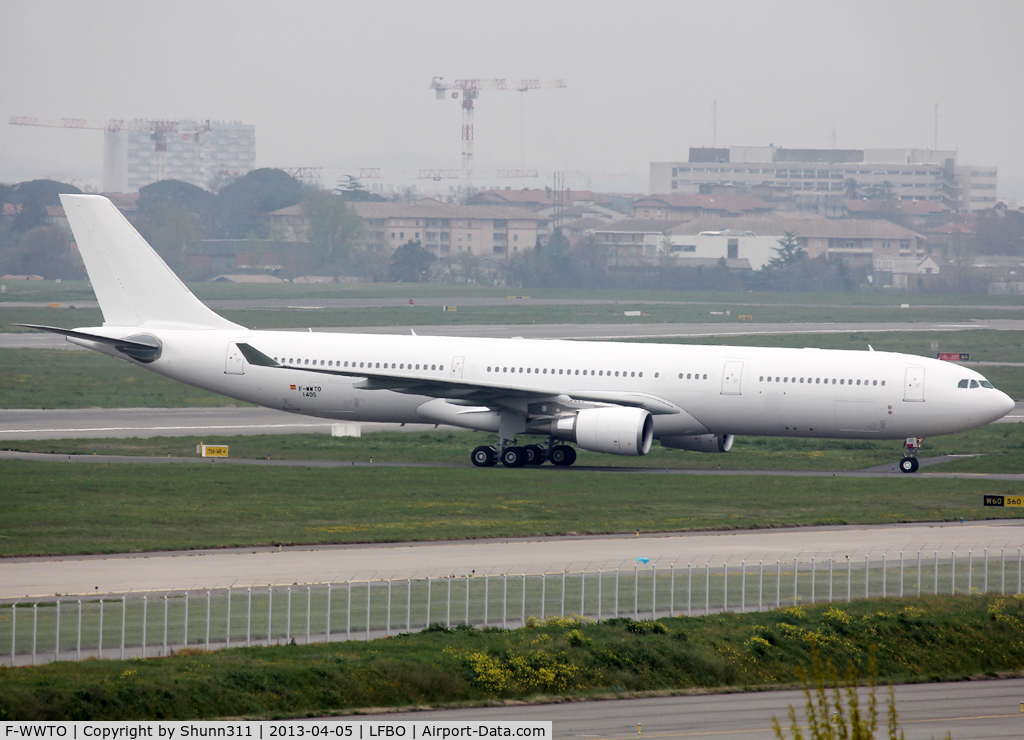 F-WWTO, 2013 Airbus A330-302 C/N 1405, C/n 1405 - For Iberia as EC-LUX... All white c/s during tests flight with Airbus...