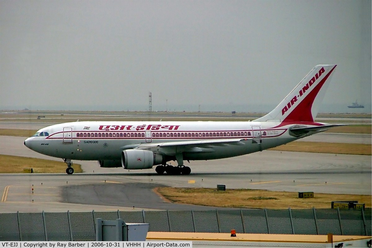VT-EJJ, 1986 Airbus A310-304 C/N 428, Airbus A310-304 [428] (Air India) Hong Kong~B 31/10/2006