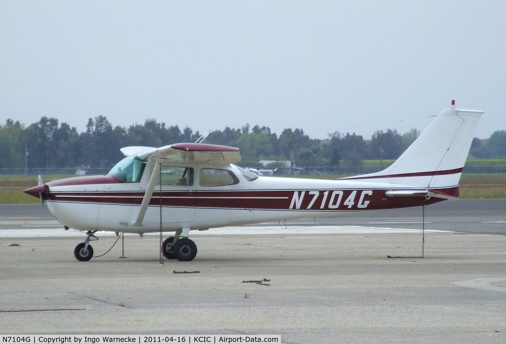 N7104G, 1969 Cessna 172K Skyhawk C/N 17258804, Cessna 172K at Chico municipal airport