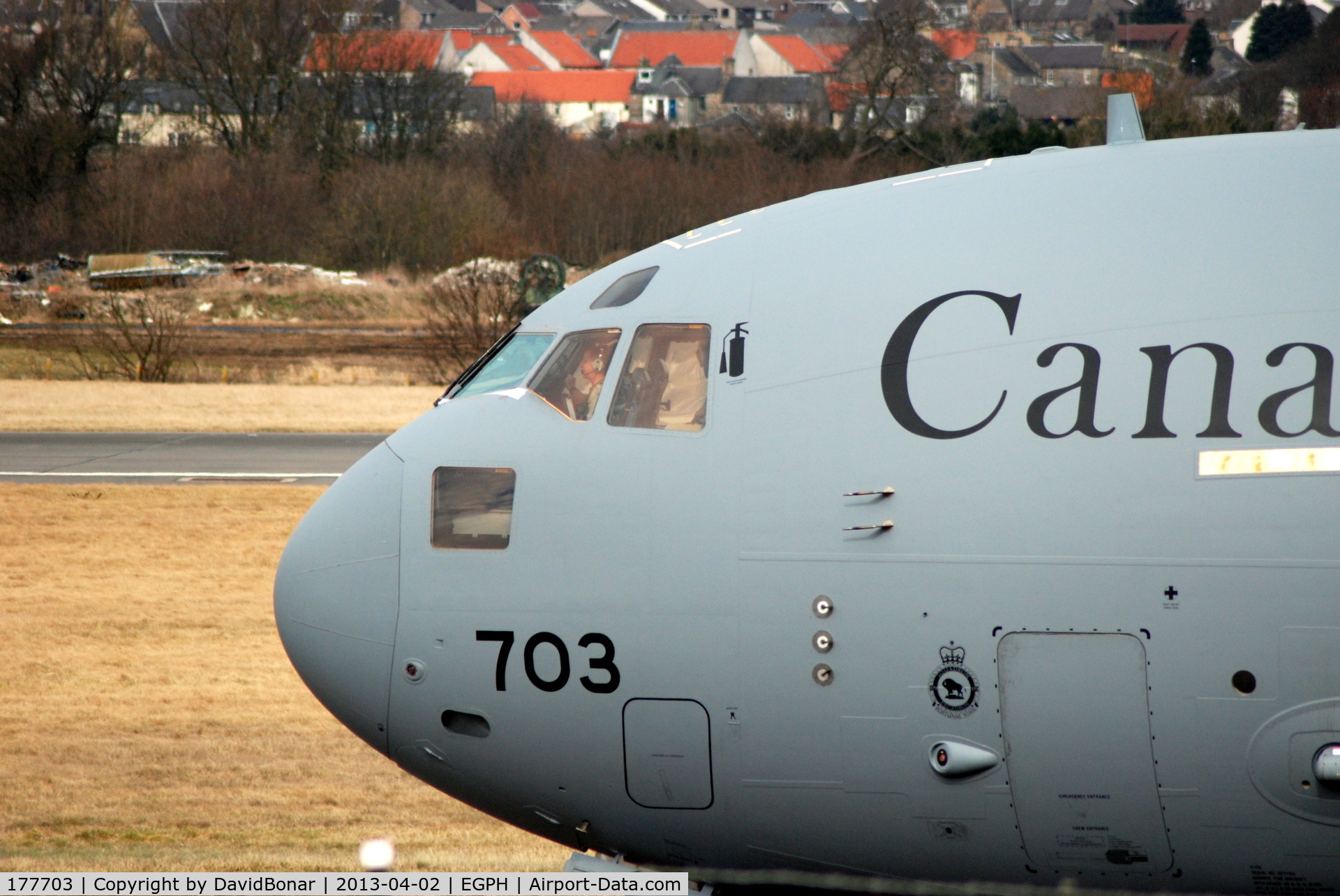 177703, 2008 Boeing CC-177 Globemaster III C/N F-186, A rare visitor to Edinburgh taxiing for a 06 departure.