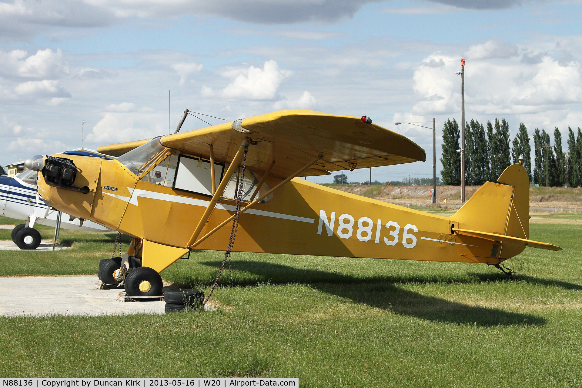 N88136, 1946 Piper J3C-65 Cub C/N 15753, Nice old Cub at Moses Lake