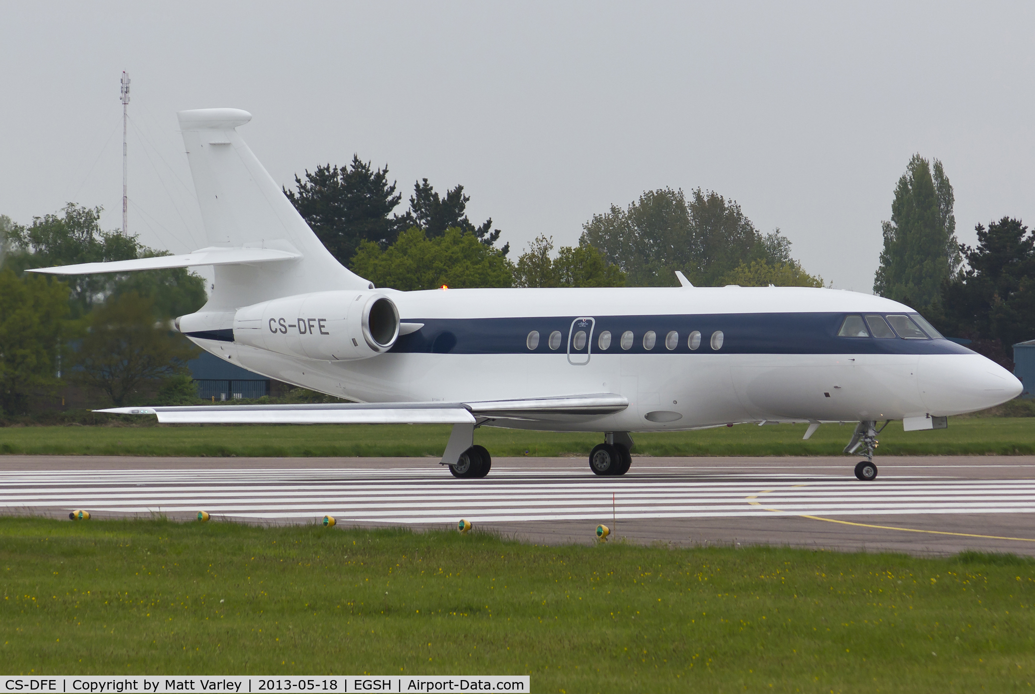 CS-DFE, 2003 Dassault Falcon 2000 C/N 205, Departing NWI...