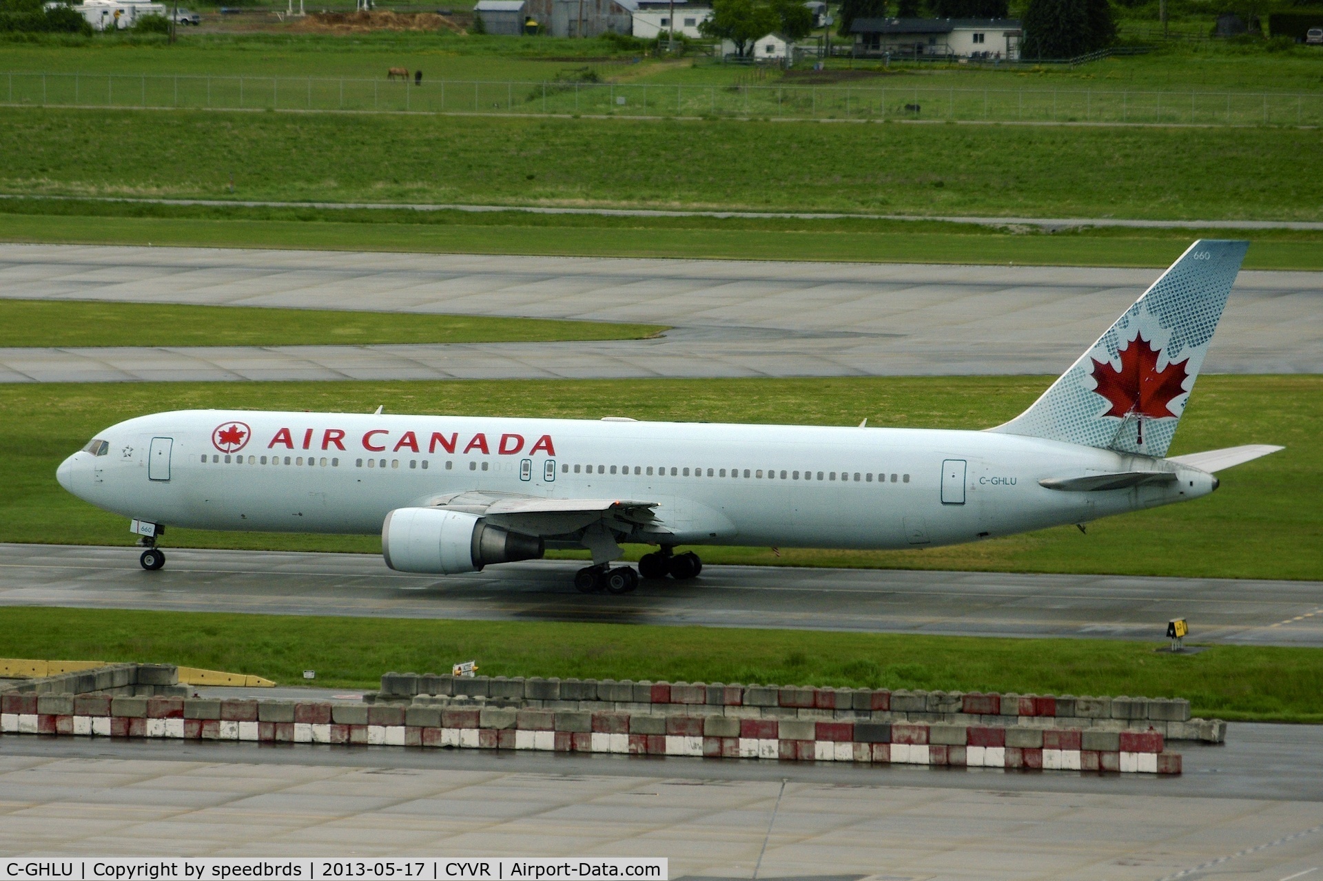 C-GHLU, 2001 Boeing 767-333 C/N 30851, Air Canada 767