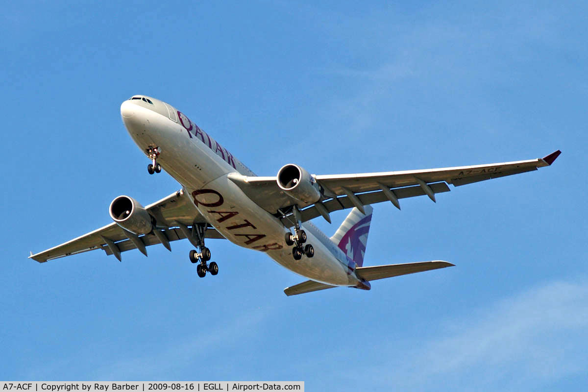 A7-ACF, 2004 Airbus A330-202 C/N 638, Airbus A330-203 [638] (Qatar Airways) Heathrow~G 16/08/2009