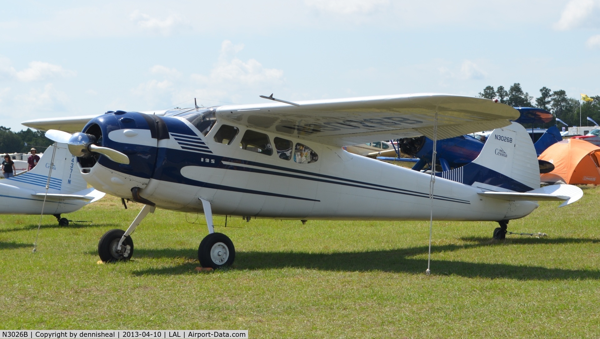 N3026B, 1952 Cessna 195A C/N 7909, 1952 CESSNA 195A AT SUN N FUN