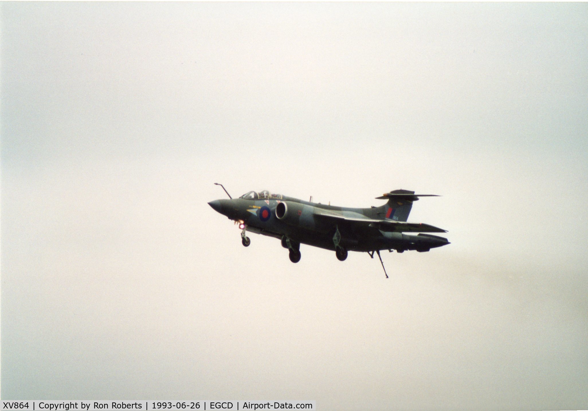 XV864, 1968 Hawker Siddeley Buccaneer S.2B C/N B3-13-67, Woodford Airshow