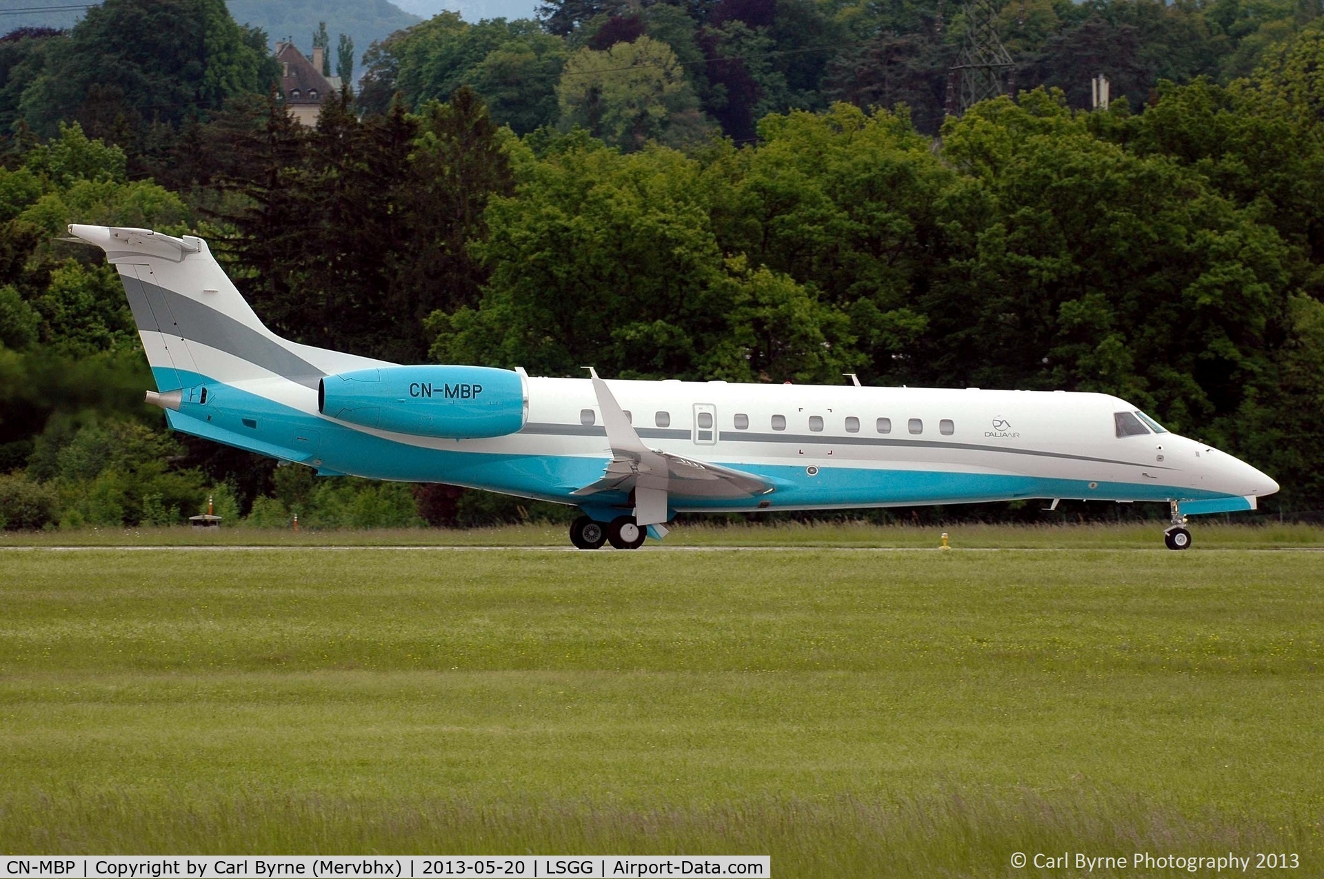 CN-MBP, 2010 Embraer EMB-135 Legacy C/N 14501117, Taken from the park at the 05 threshold.