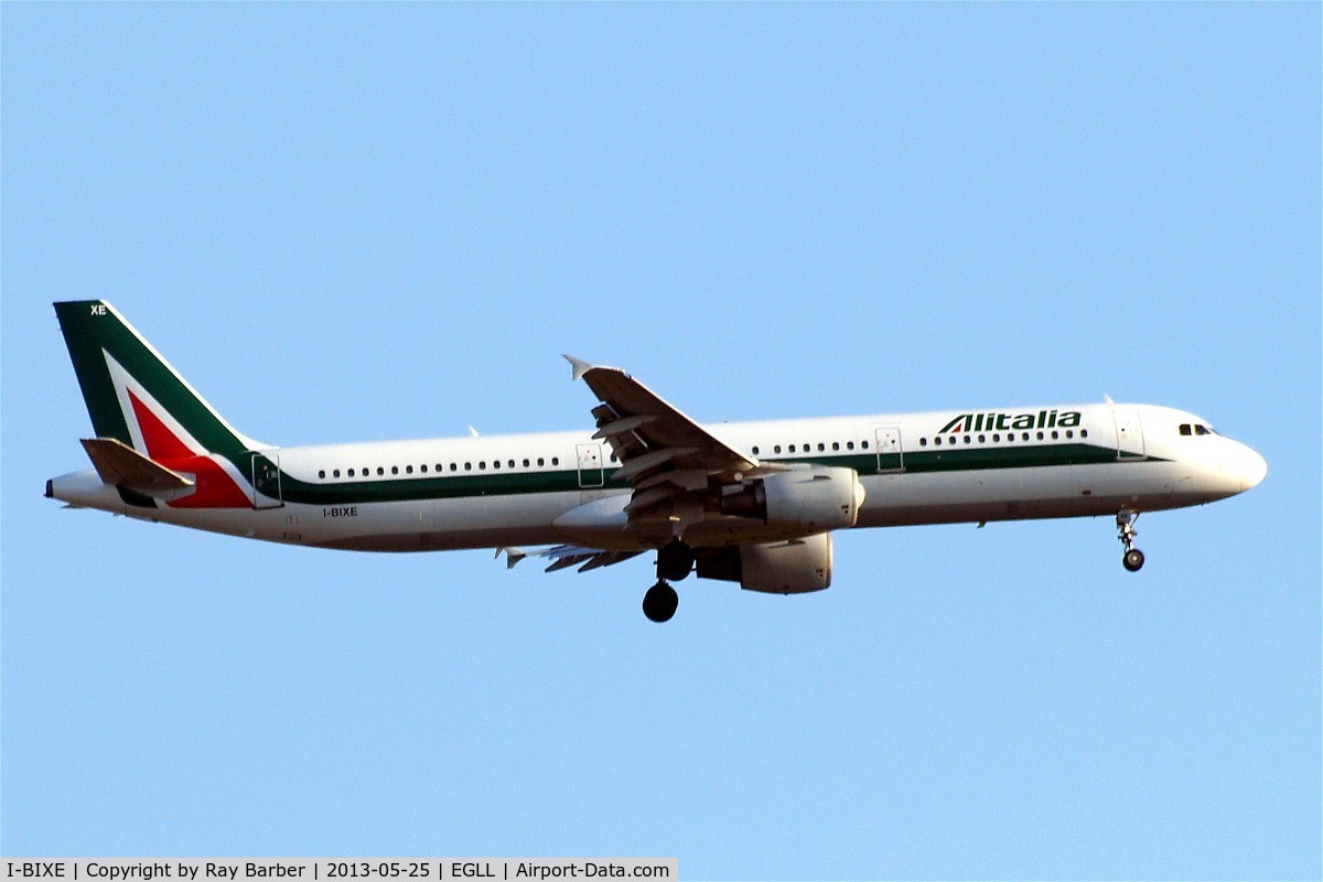 I-BIXE, 1994 Airbus A321-112 C/N 488, Airbus A321-112 [0488] (Alitalia) Home~G 25/05/2013. On approach 27L in revised scheme.
