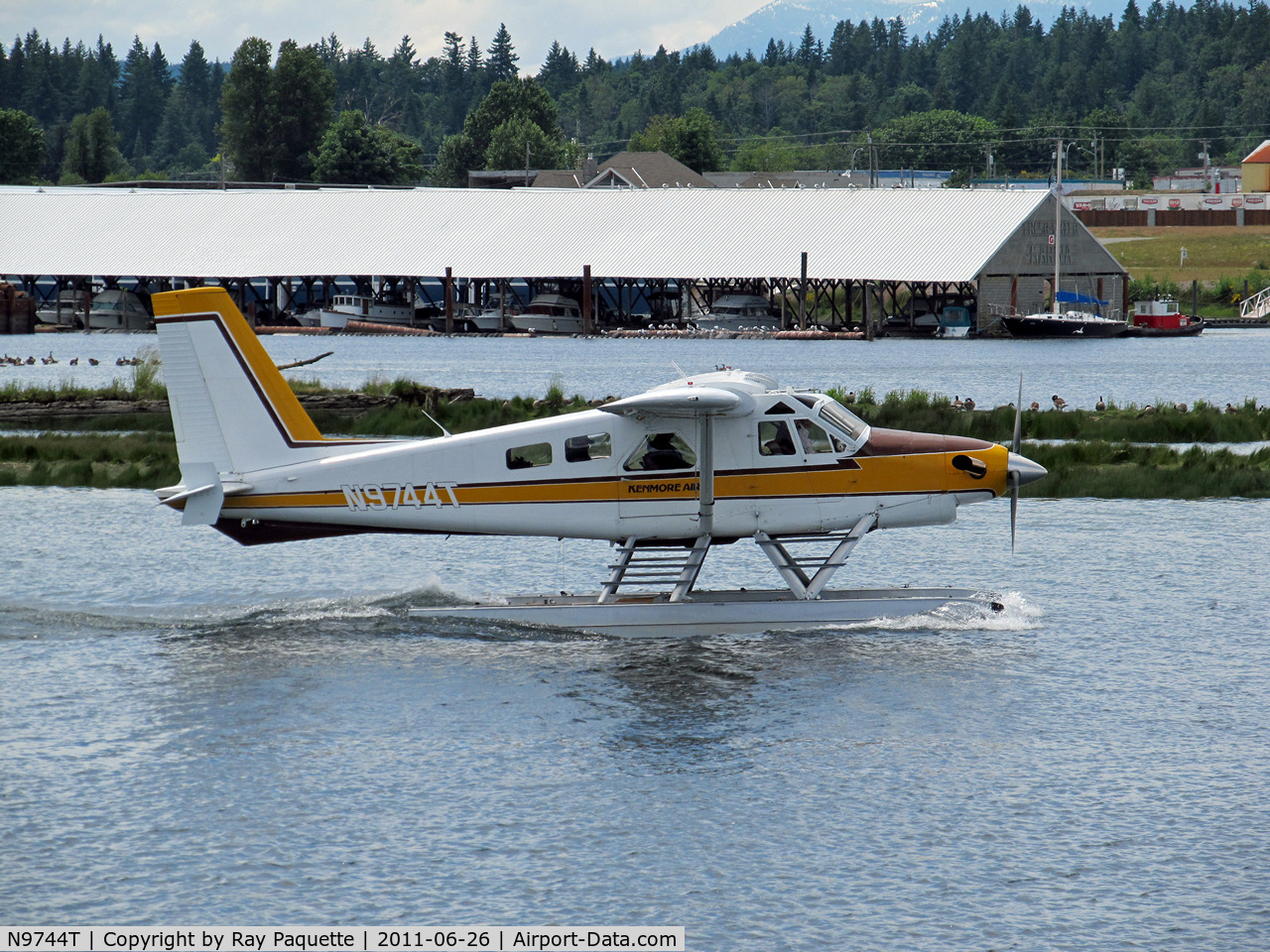 N9744T, 1968 De Havilland Canada DHC-2 Beaver Mk.3 C/N 1692, Preparing for take-off from The Campbell River, BC Estuary.