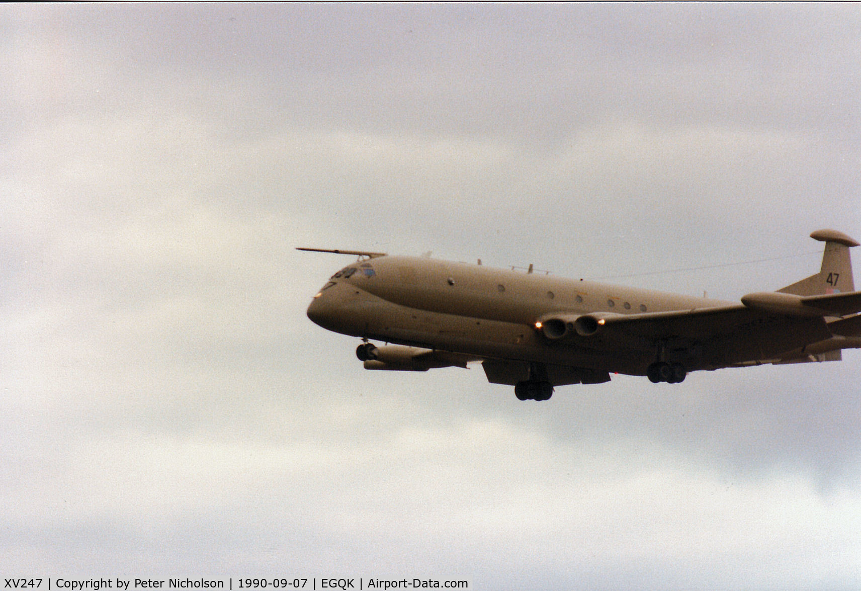 XV247, Hawker Siddeley Nimrod MR.2 C/N 8022, Nimrod MR.2P of the Kinloss Maritime Wing returning home in September 1990.