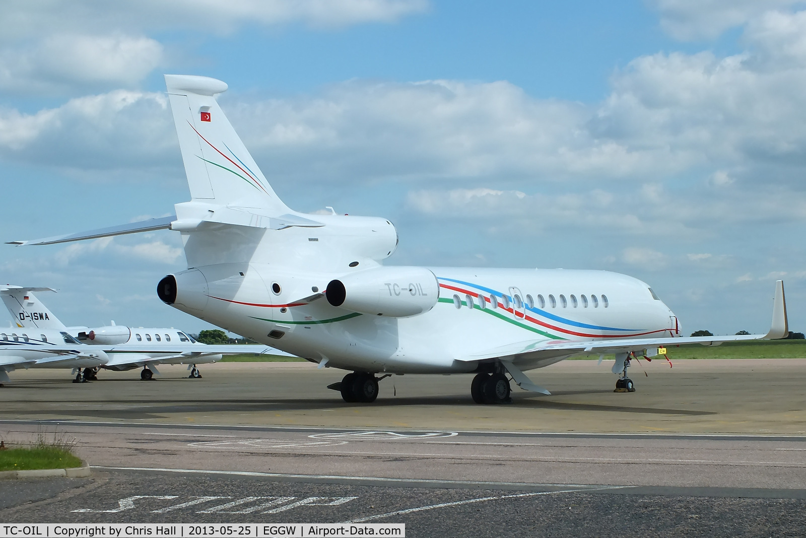 TC-OIL, 2013 Dassault Falcon 7X C/N 190, visitor for the Champions League Final