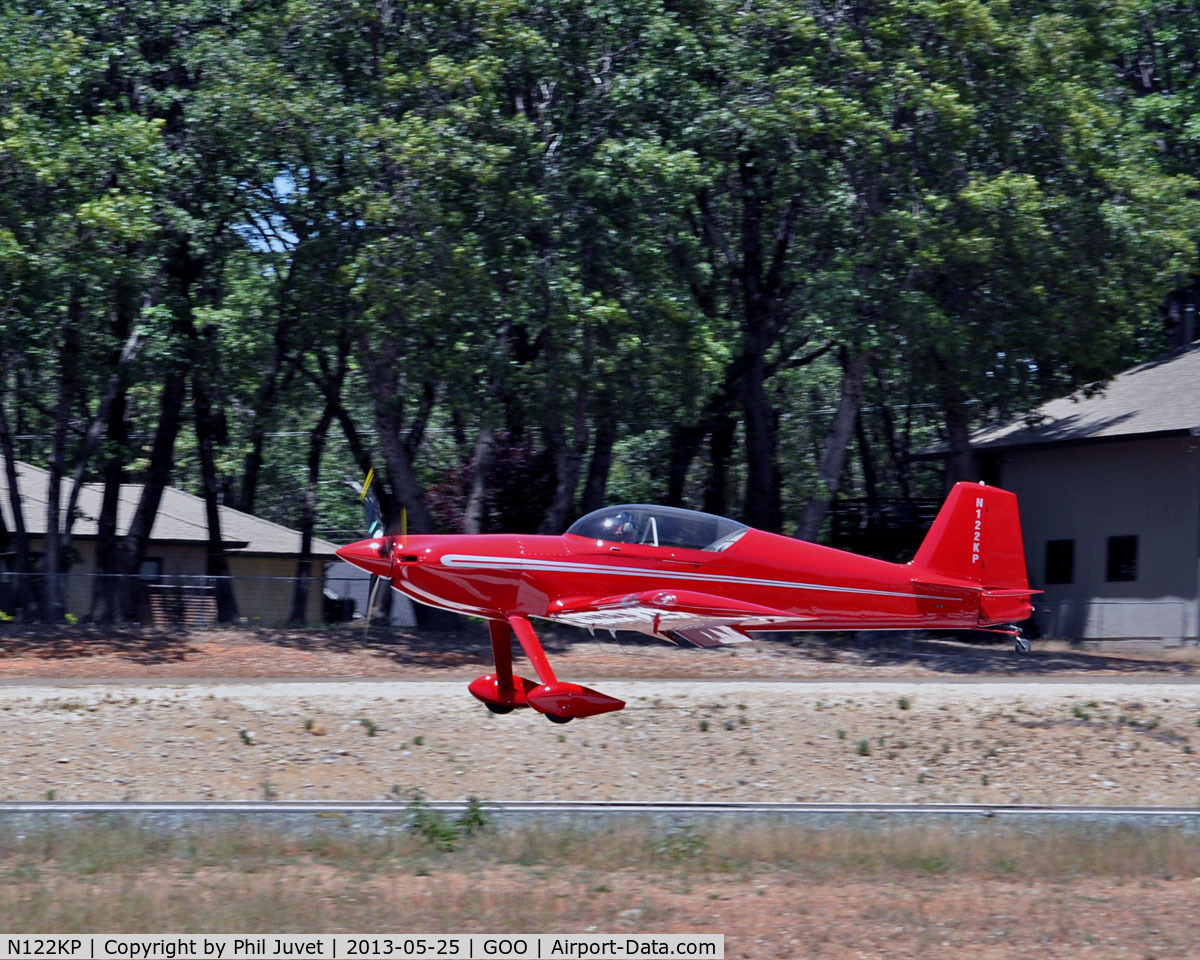 N122KP, 2002 Harmon Rocket II C/N PETERSON-2, Landing at Nevada Co. Air Park, Grass Valley, CA.