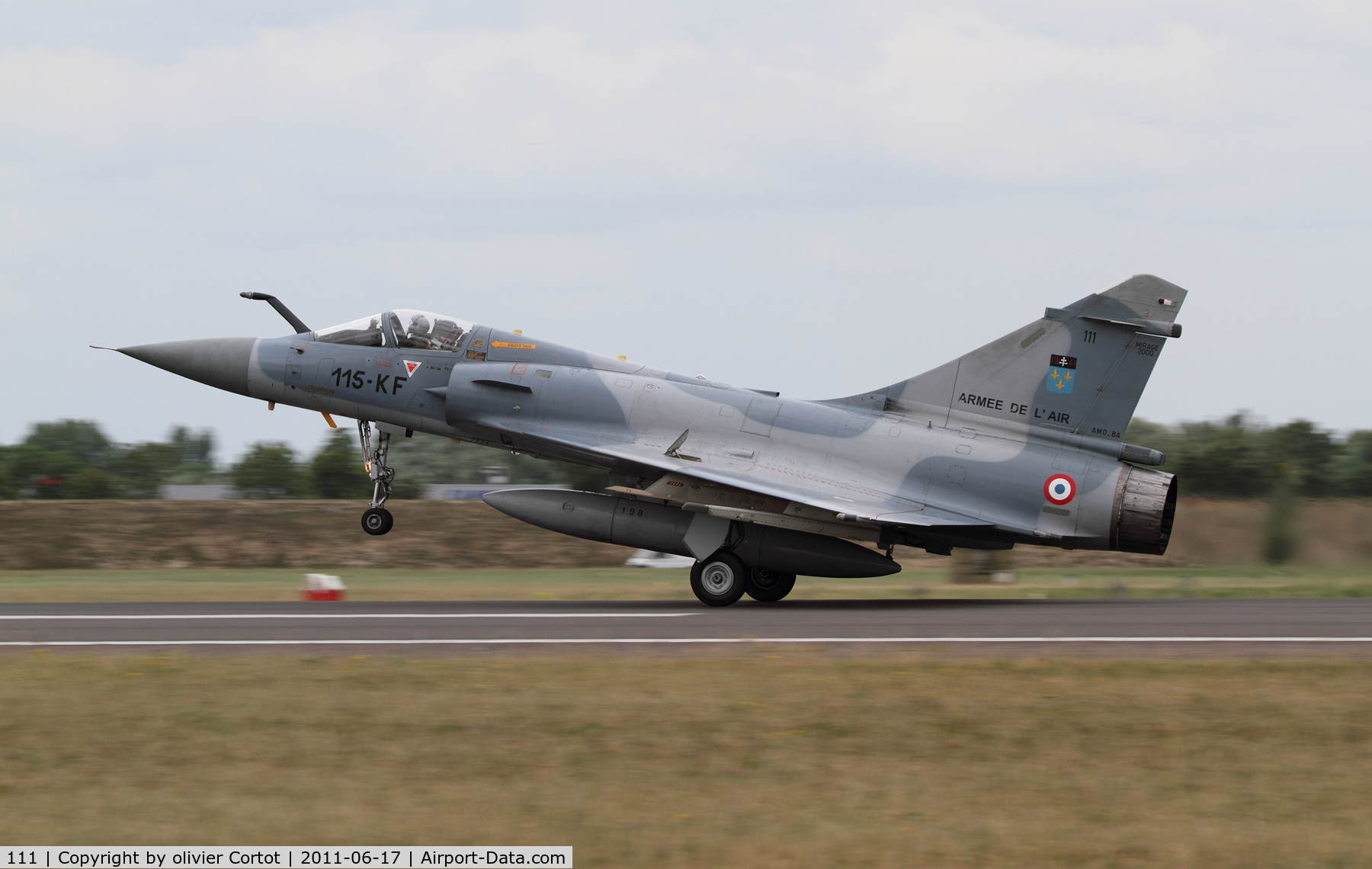 111, Dassault Mirage 2000C C/N 111, Landing at Saint Dizier AB