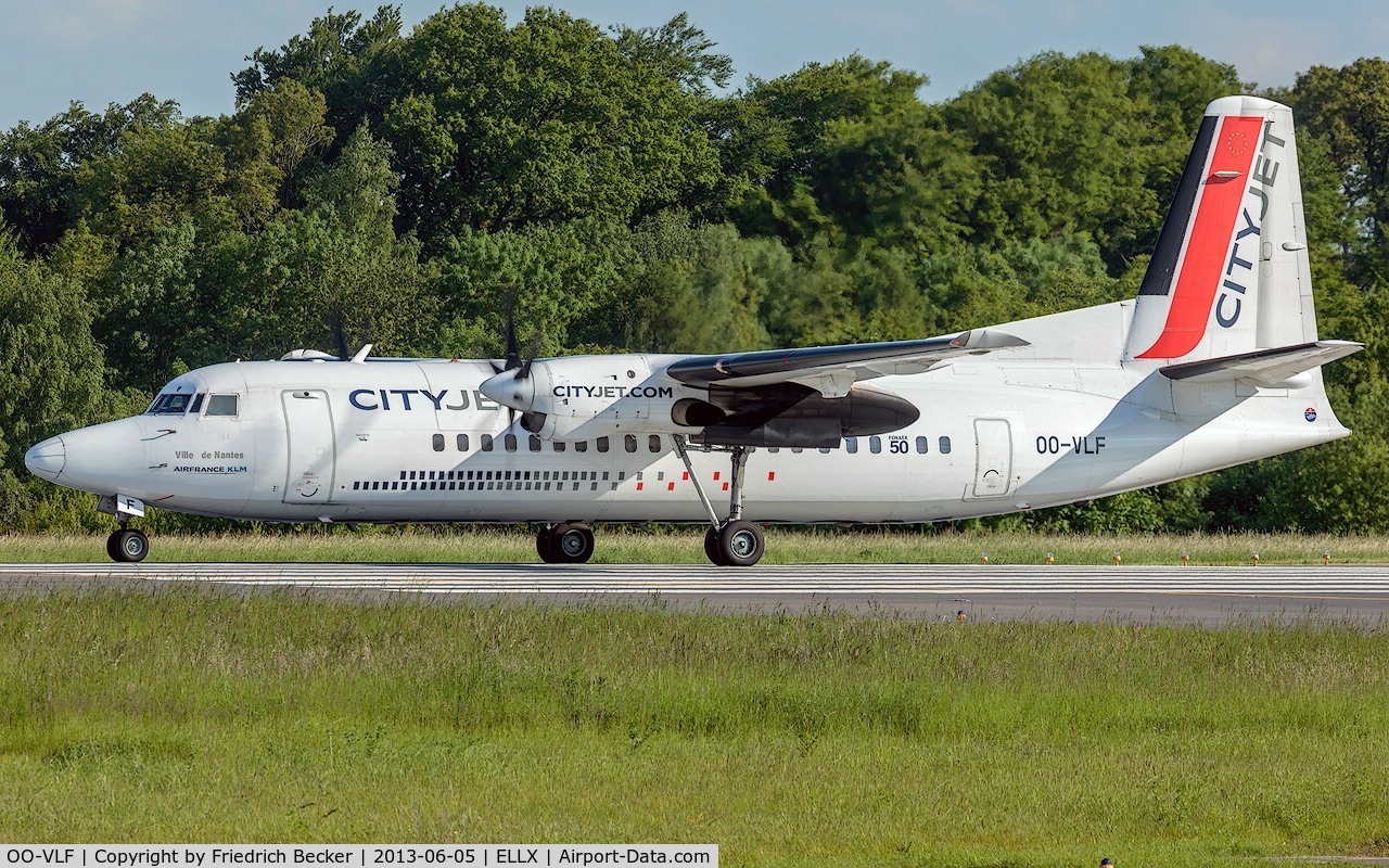 OO-VLF, 1991 Fokker 50 C/N 20208, line up for depature via RW06