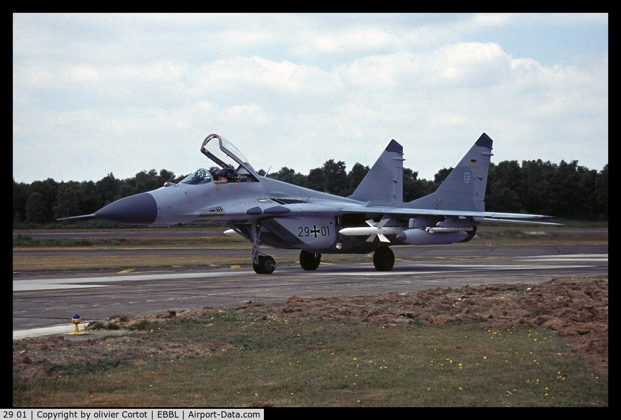 29 01, 1988 Mikoyan-Gurevich MiG-29G C/N 2960525106/3412, Returning from mission, Tiger meet 2001