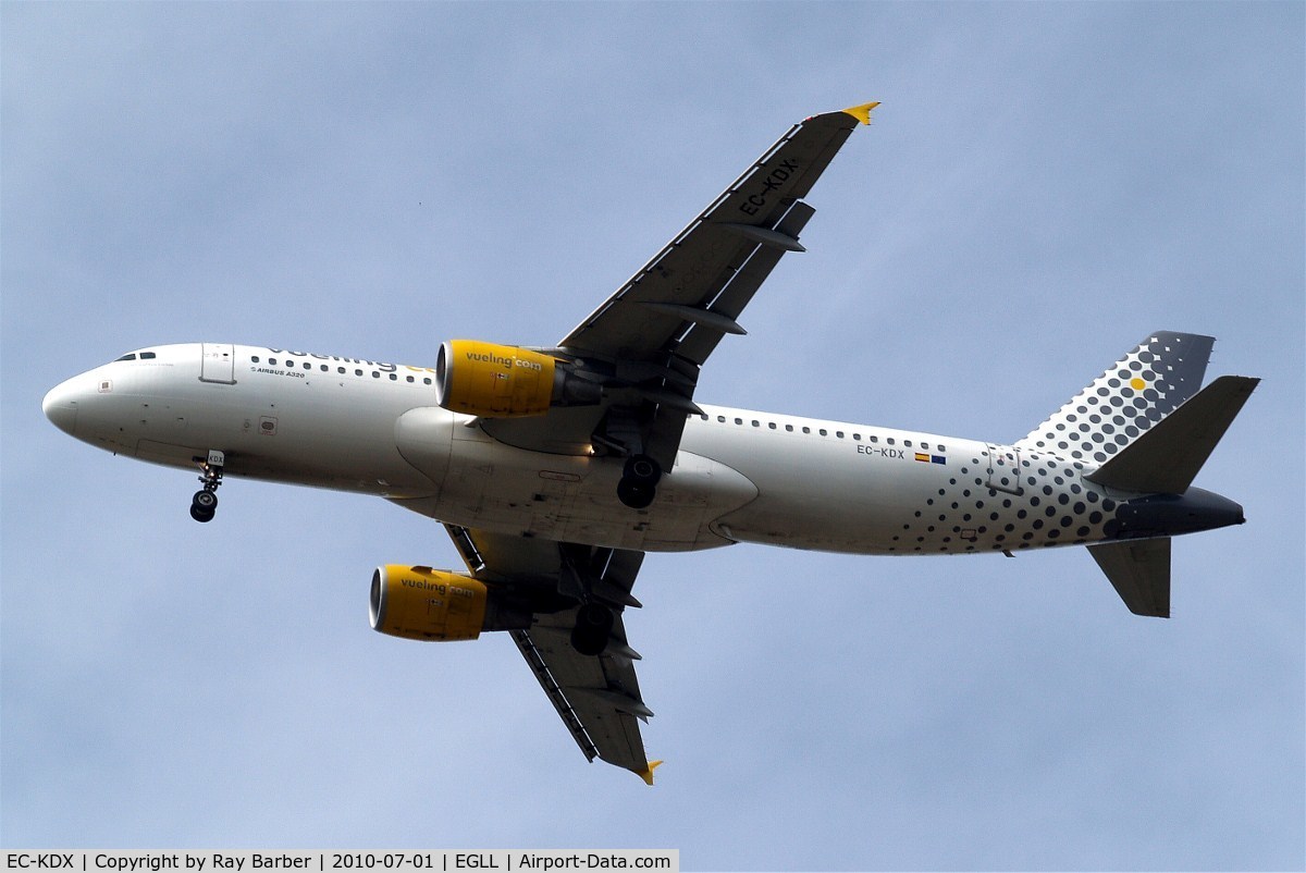 EC-KDX, 2007 Airbus A320-216 C/N 3151, Airbus A320-216 [3151] Vueling Airlines Home~G 01/07/2010