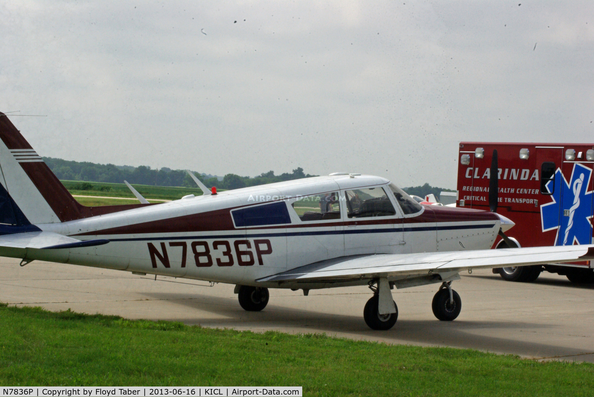 N7836P, 1962 Piper PA-24-250 Comanche C/N 24-3056, Arrival for the flight Breakfast