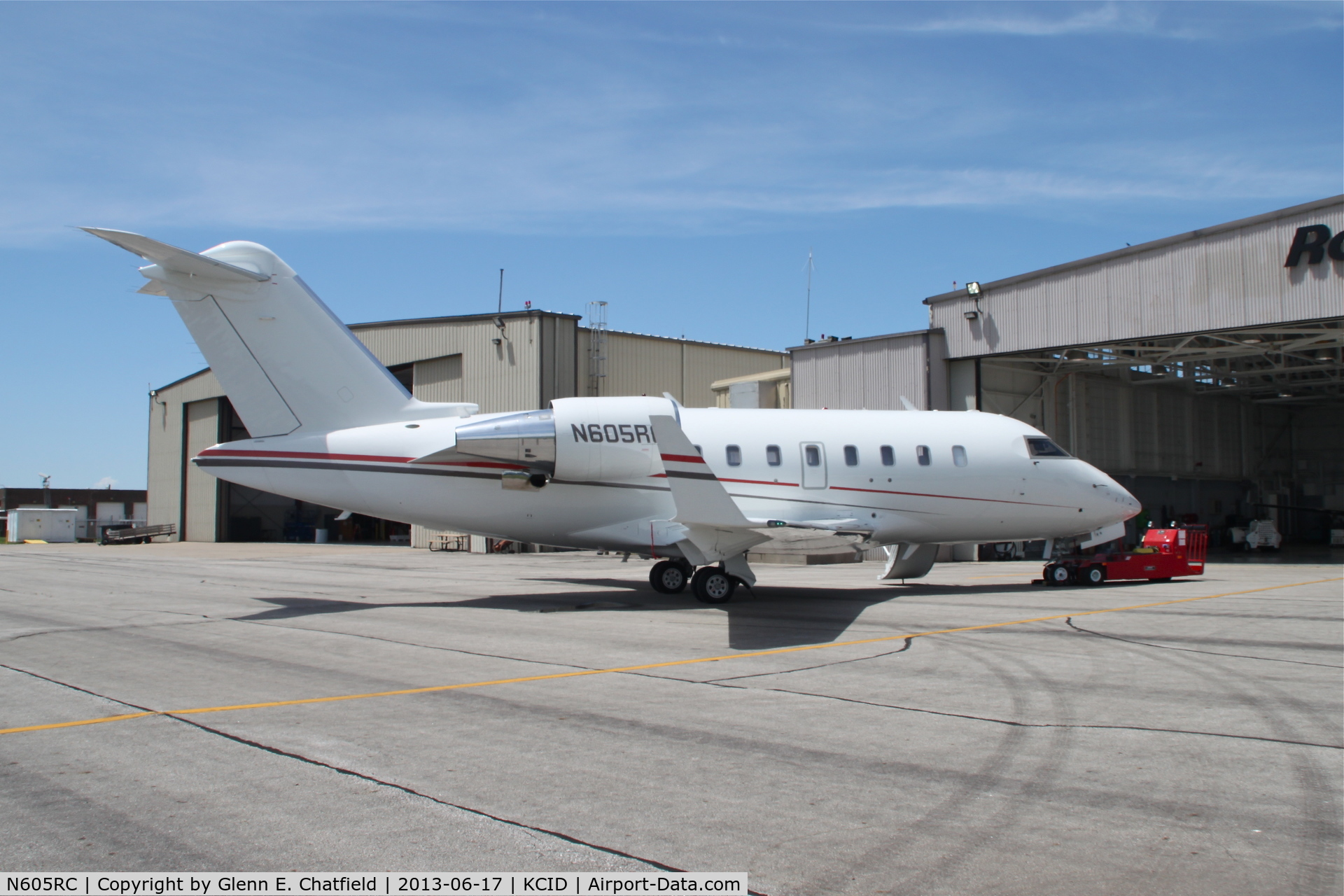 N605RC, 2009 Bombardier Challenger 605 (CL-600-2B16) C/N 5800, Ready to tow into the hangar