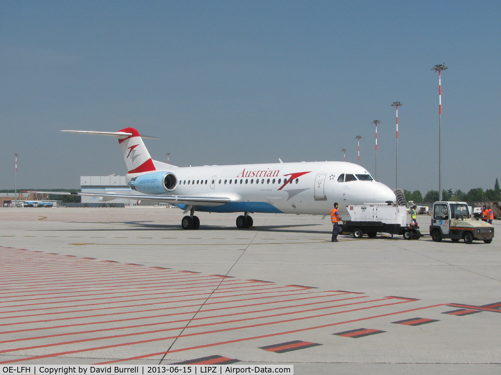 OE-LFH, 1995 Fokker 70 (F-28-0070) C/N 11554, OE-LFH Stadt Salzburg Fokker 70 at Marco Polo Airport Venice