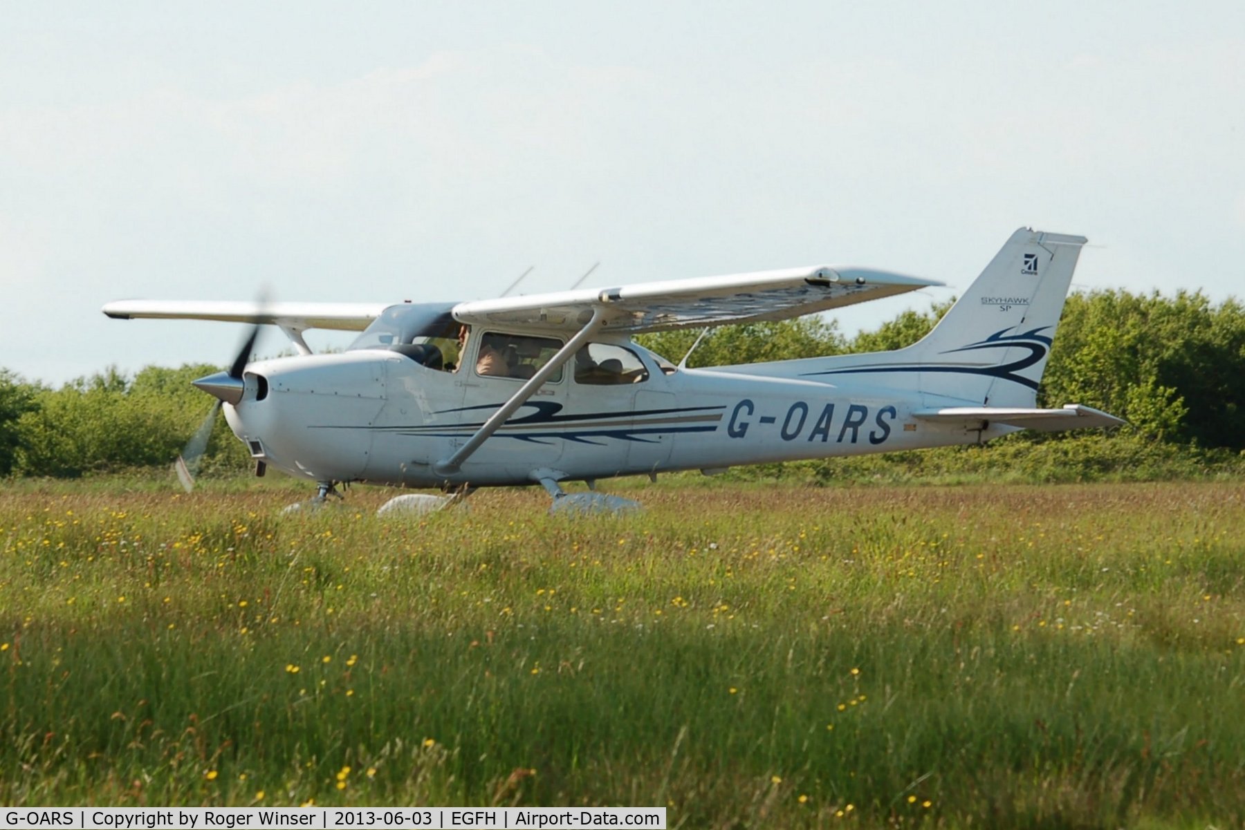 G-OARS, 2010 Cessna 172S C/N 172S11048, Visiting Millenium Skyhawk SP.