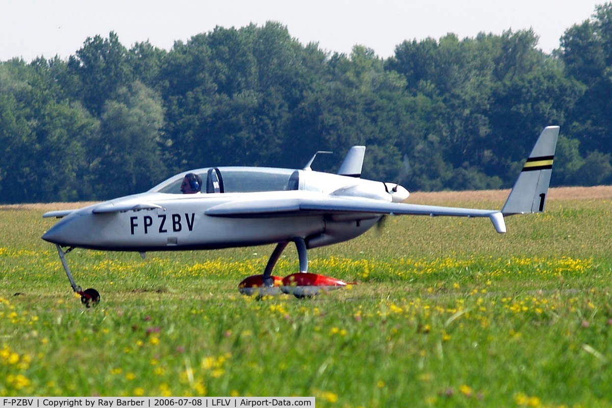 F-PZBV, 1990 Rutan VariEze C/N 1939, Rutan Varieze [1939] Vichy~F 08/07/2006