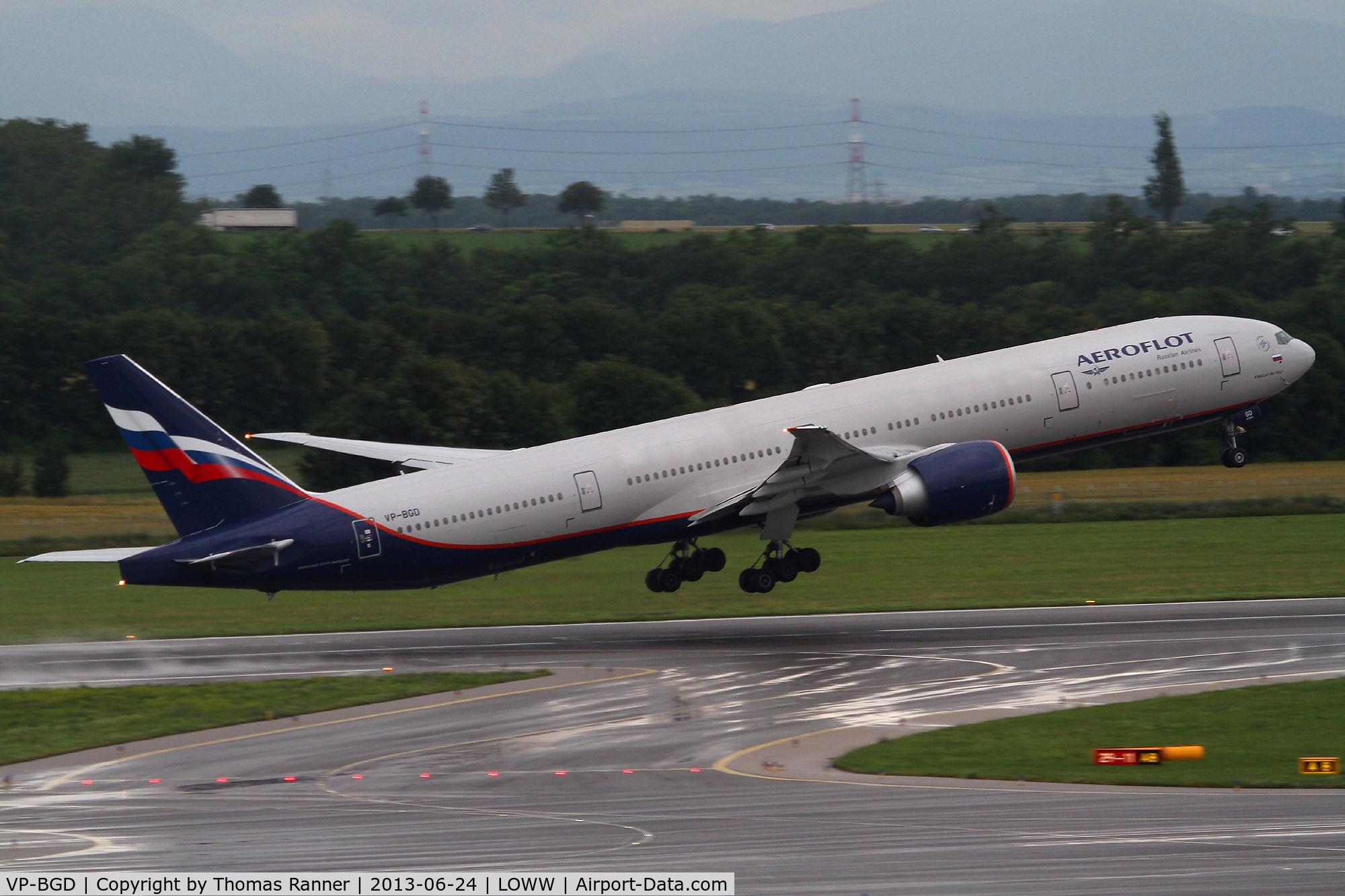 VP-BGD, 2013 Boeing 777-3M0/ER C/N 41681, Aeroflot Boeing 777