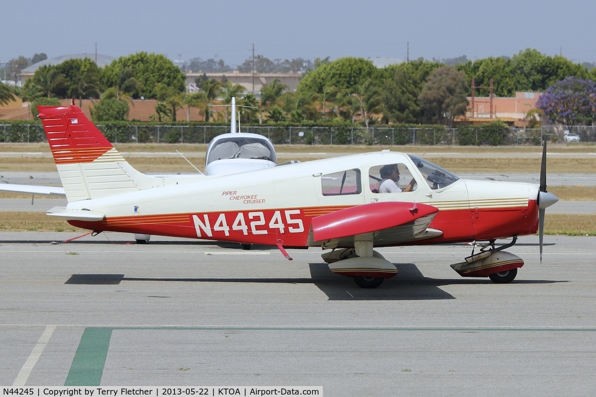 N44245, 1974 Piper PA-28-140 Cherokee Cruiser C/N 28-7425397, 1974 Piper PA-28-140, c/n: 28-7425397