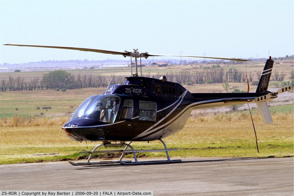 ZS-RDR, Bell 206B-3 JetRanger III C/N 4183, Bell 206B-3 Jet Ranger III [4183] Lanseria~ZS 20/09/2006