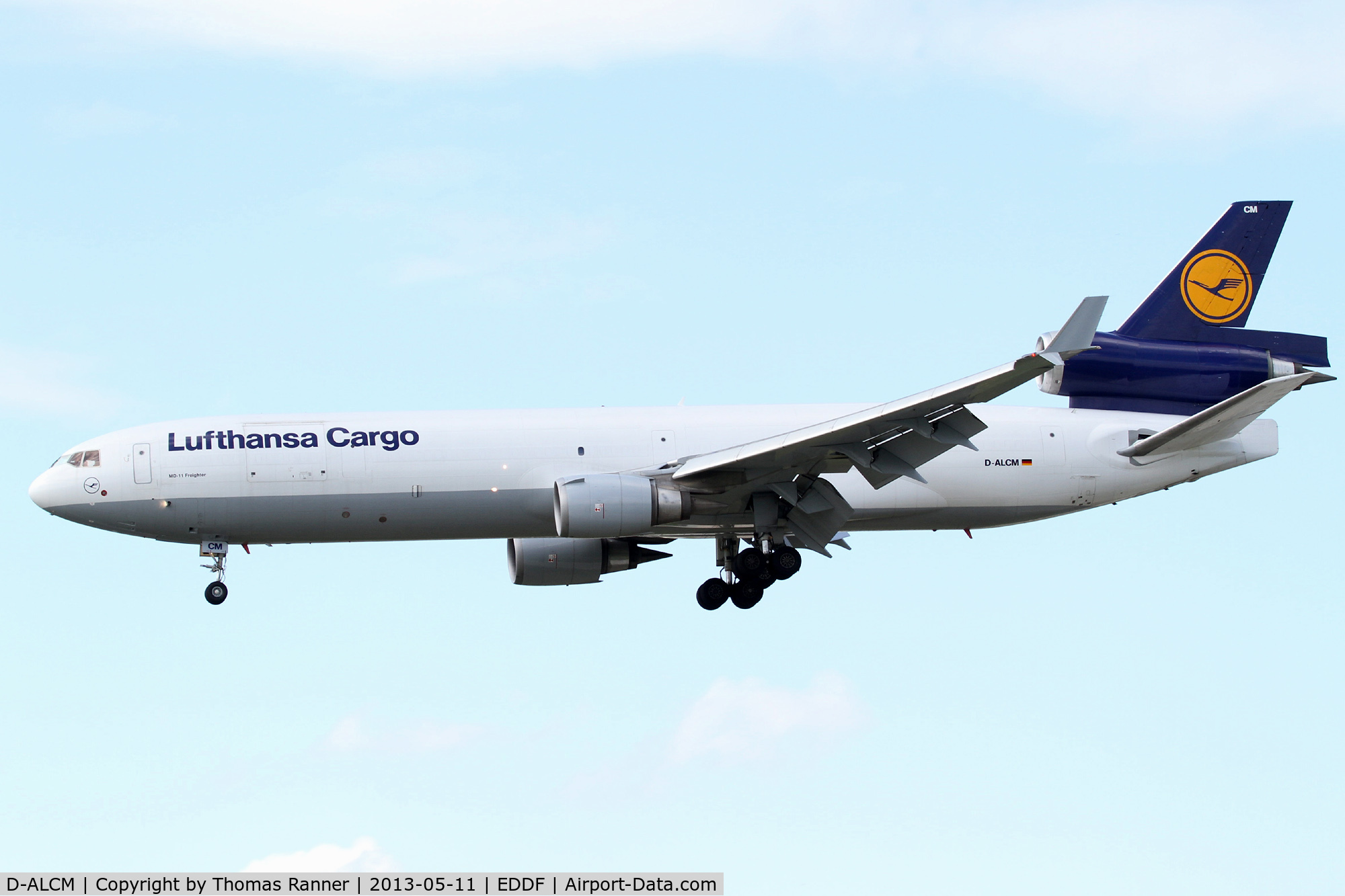 D-ALCM, 2001 McDonnell Douglas MD-11F C/N 48805, Lufthansa Cargo MD-11