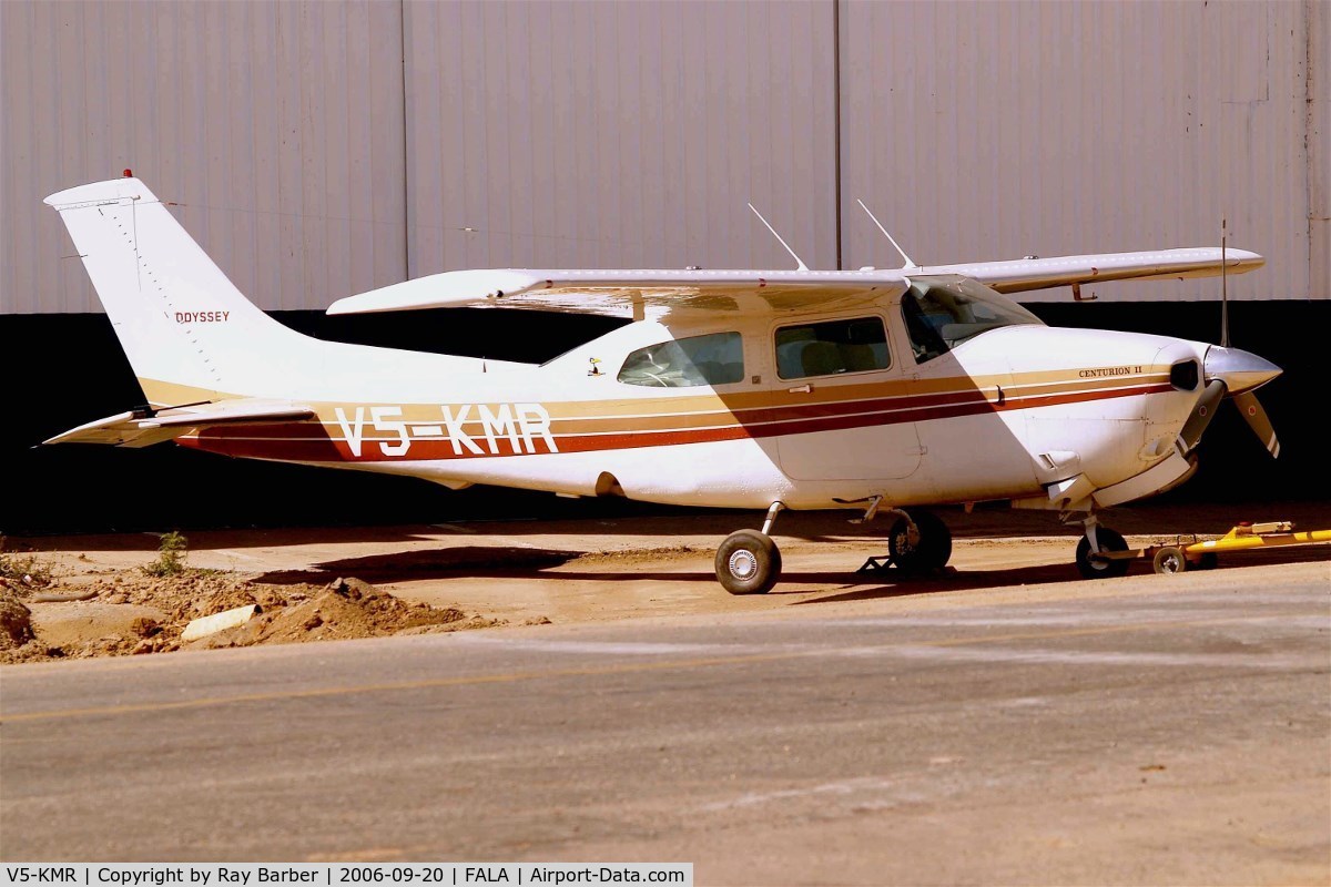 V5-KMR, Cessna 210L Centurion C/N 21061149, Cessna 210L Centurion [210-61149] Lanseria~ZS 20/09/2006