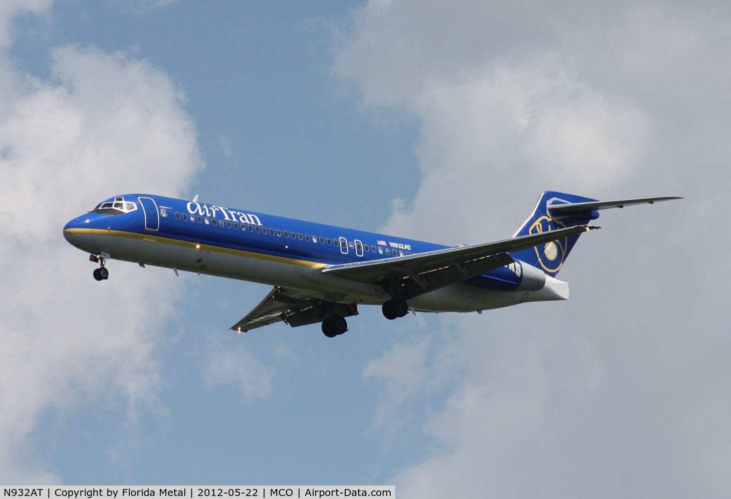 N932AT, 2000 Boeing 717-200 C/N 55073, Air Tran Milwaukee Brewers 717