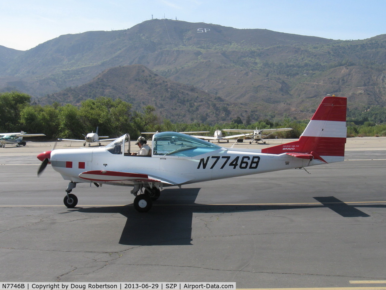 N7746B, 1992 FFA AS-202/18A-4 Bravo C/N 238, 1992 Ffa Flugzeugwerke Altenrhein Ag AS-202/18A4 BRAVO, Lycoming AEIO-360-B1F 180 Hp, CS prop, fully aerobatic, ONLY EXAMPLE IN AMERICA!, taxi to 22