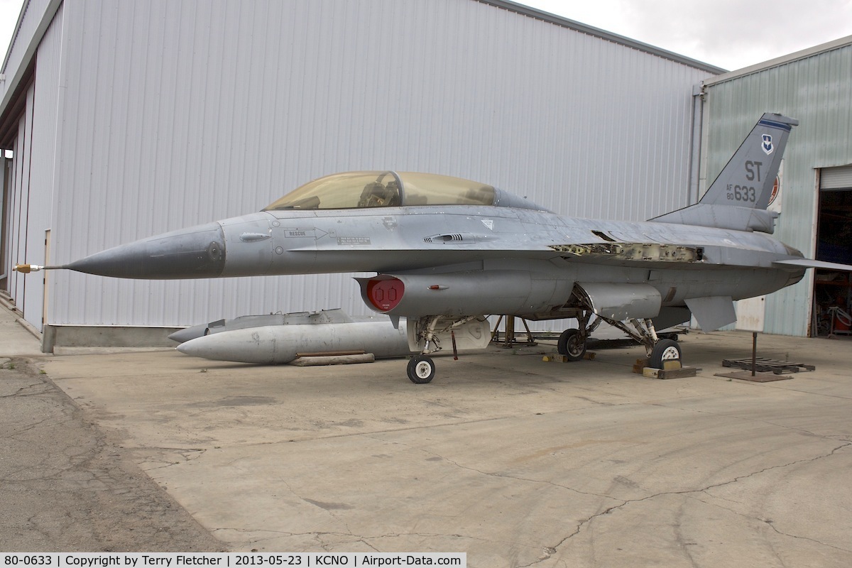 80-0633, 1980 General Dynamics F-16B Fighting Falcon C/N 62-75, At Yanks Air Museum , Chino , California