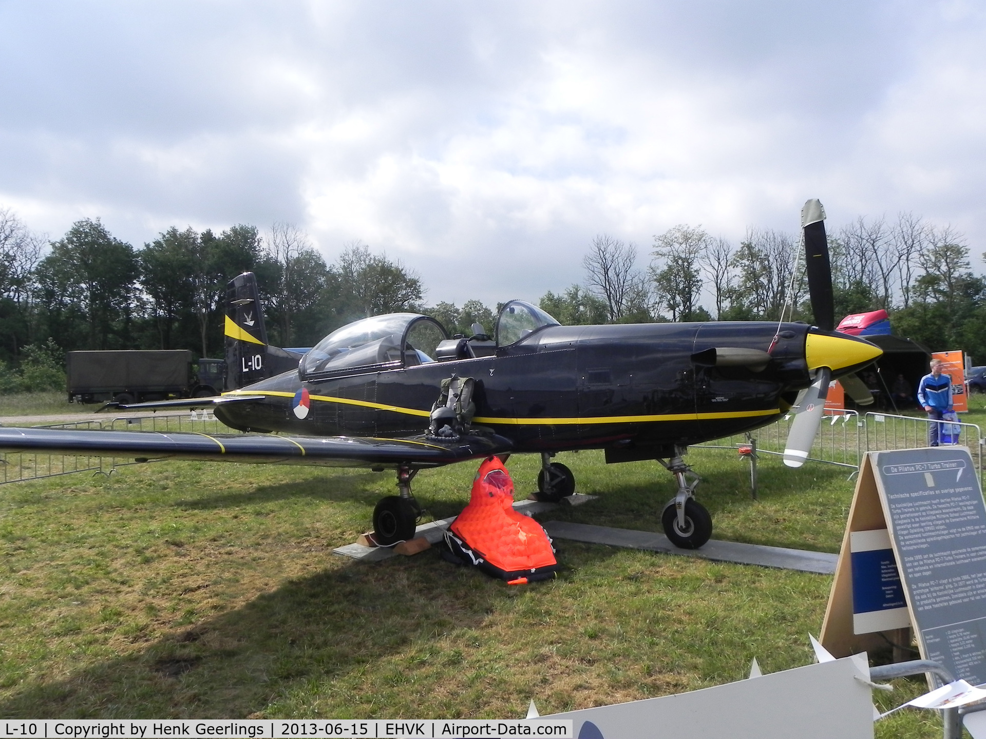 L-10, Pilatus PC-7 Turbo Trainer C/N 547, Airforcedays , 14/15 June  2013 at Volkel AFB