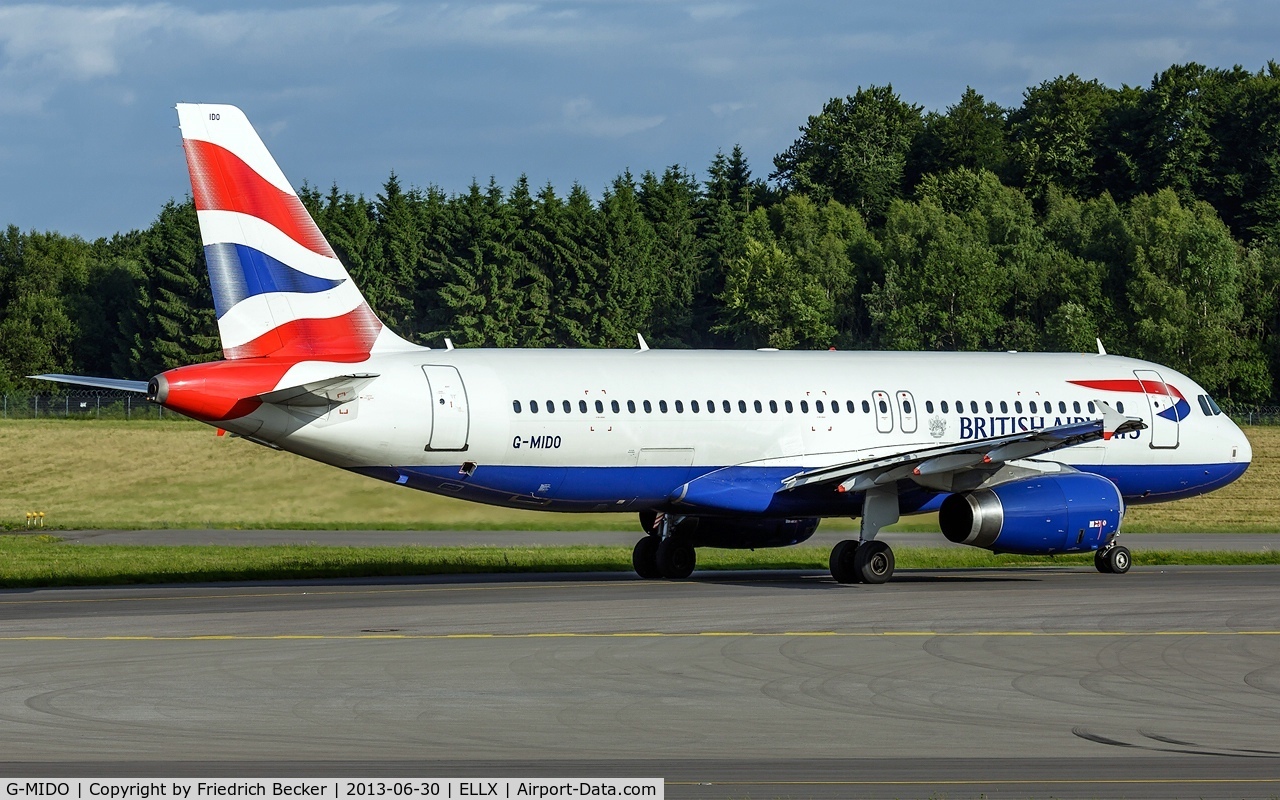 G-MIDO, 2002 Airbus A320-232 C/N 1987, holding point RW24