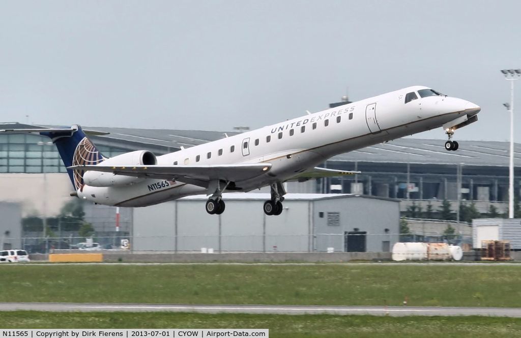 N11565, 2002 Embraer ERJ-145LR (EMB-145LR) C/N 145621, Leaving Ottawa for Newark Liberty.