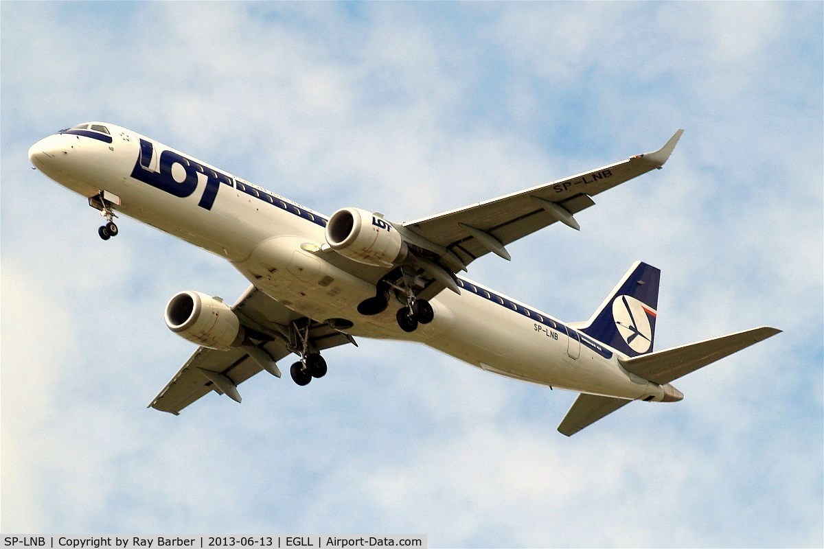 SP-LNB, 2011 Embraer 195LR (ERJ-190-200LR) C/N 19000444, Embraer Emb.195-200LR [19000444] (LOT Polish Airlines) Home~G 13/06/2013