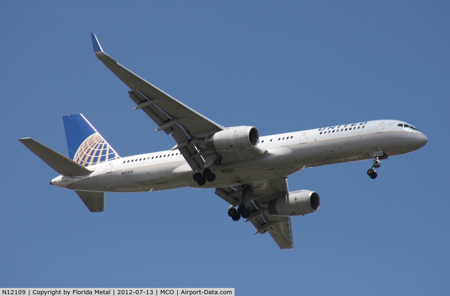 N12109, 1994 Boeing 757-224 C/N 27299, United 757